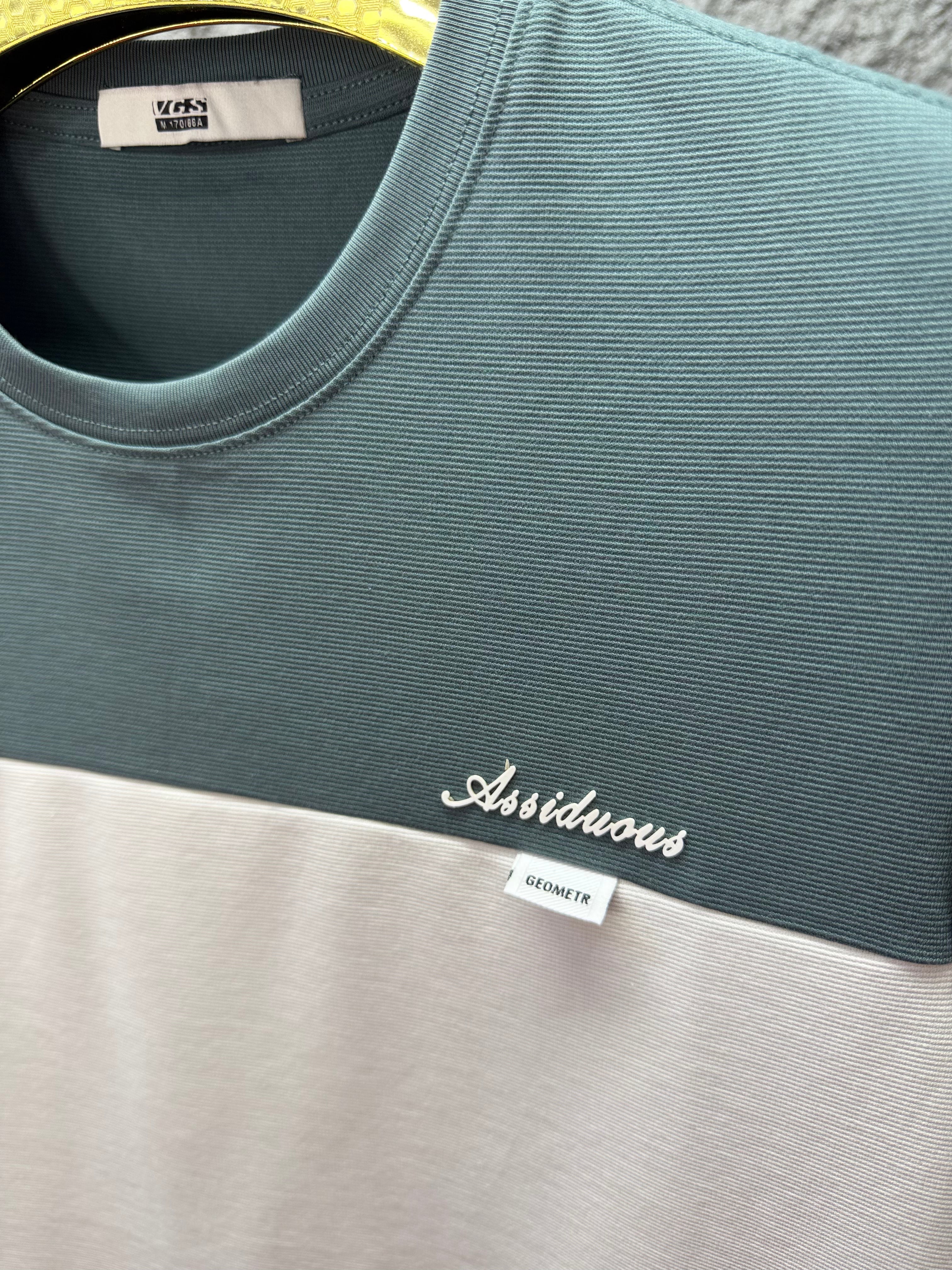 بلوزة Assiduous