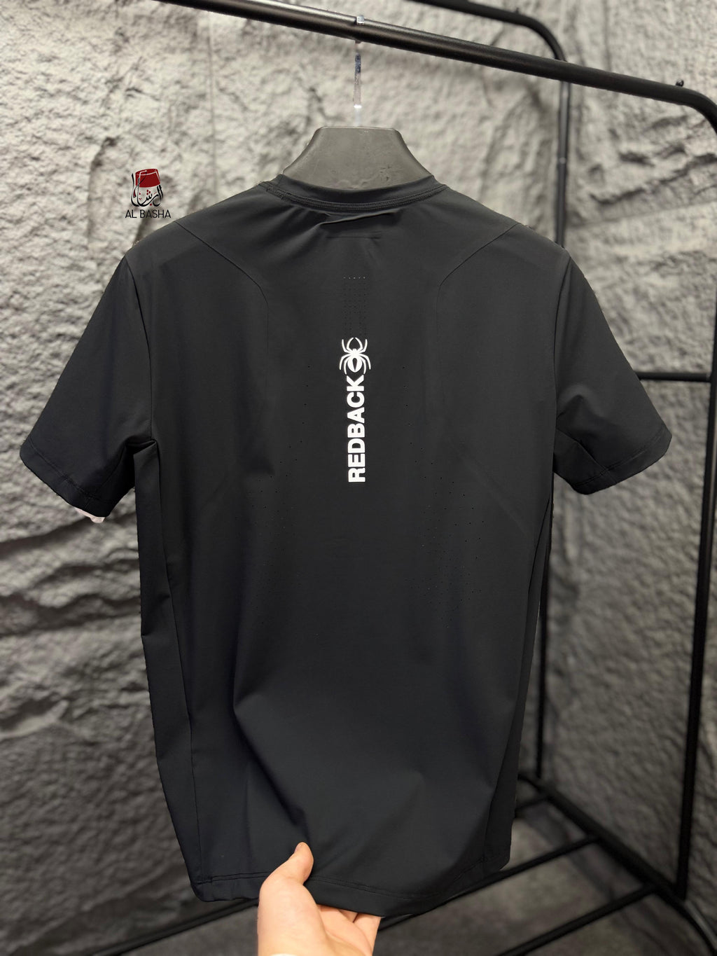 بلوزة REDBACK